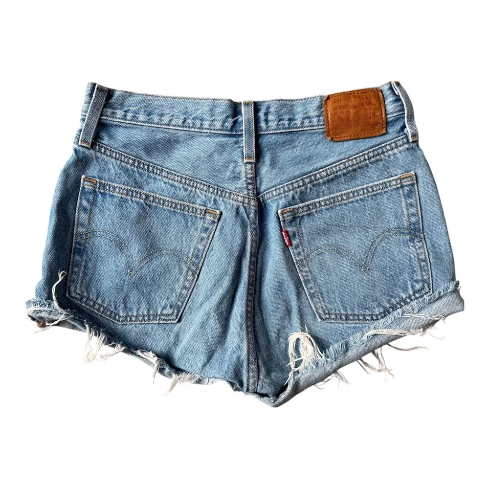 Levi's Premium‎ Wedgie Fit Cutoff Denim Shorts W26 Y2K Festival Raw Hem